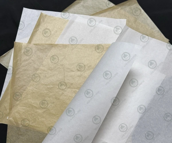 Lo sviluppo del materiale e la segmentazione funzionale della carta da forno oleata