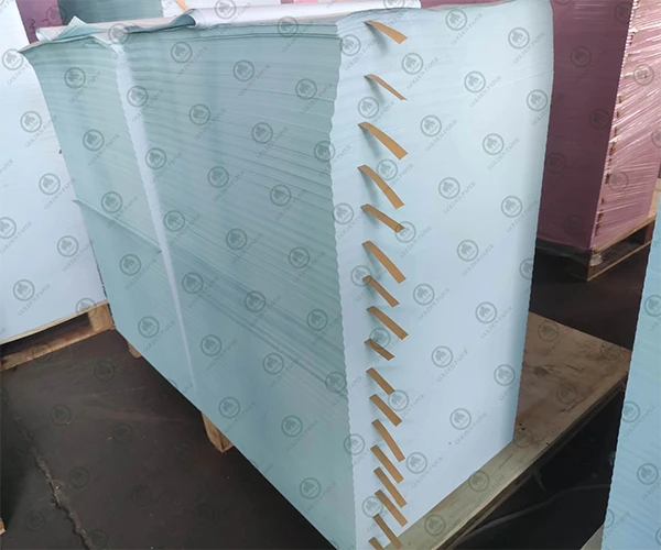 Carta NCR: scrittura chiara ed ecologica