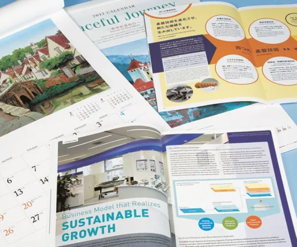 Come le proprietà della carta cambiano la differenza di colore della stampa